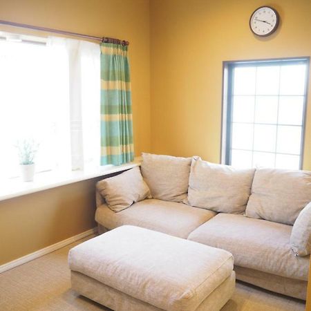 Guest House Bostons Niigata Exterior photo
