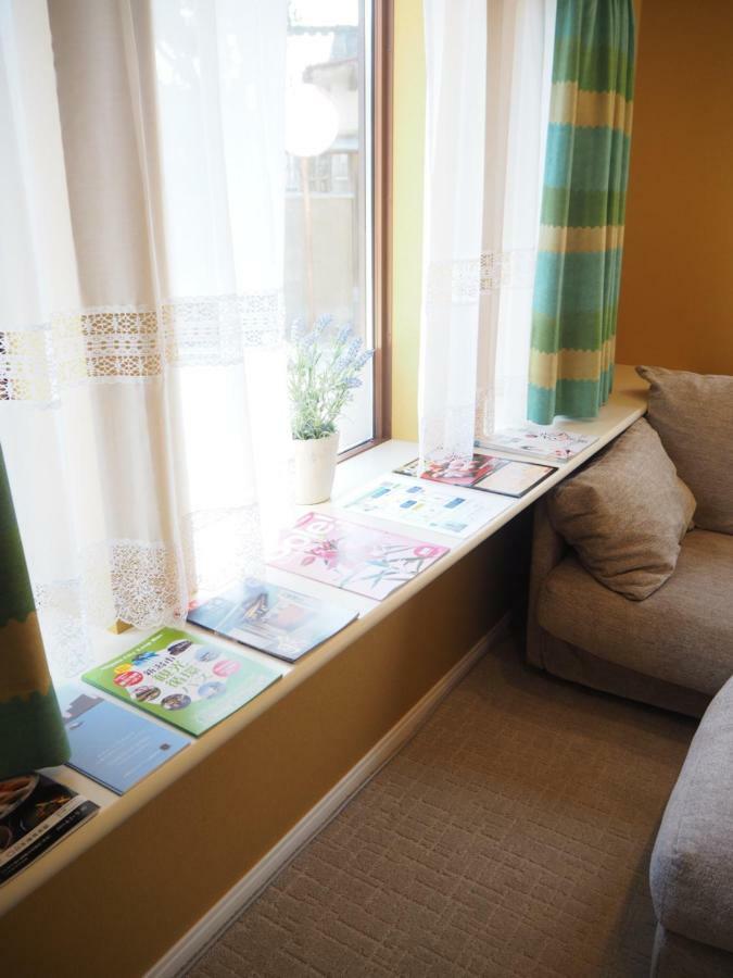 Guest House Bostons Niigata Exterior photo